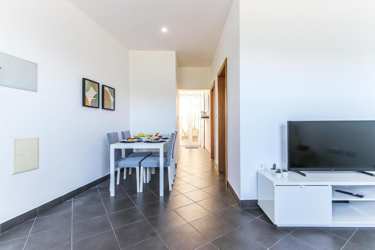 Vita Portucale ! Concept Apartment Campo Ourique Lisbon Exterior photo