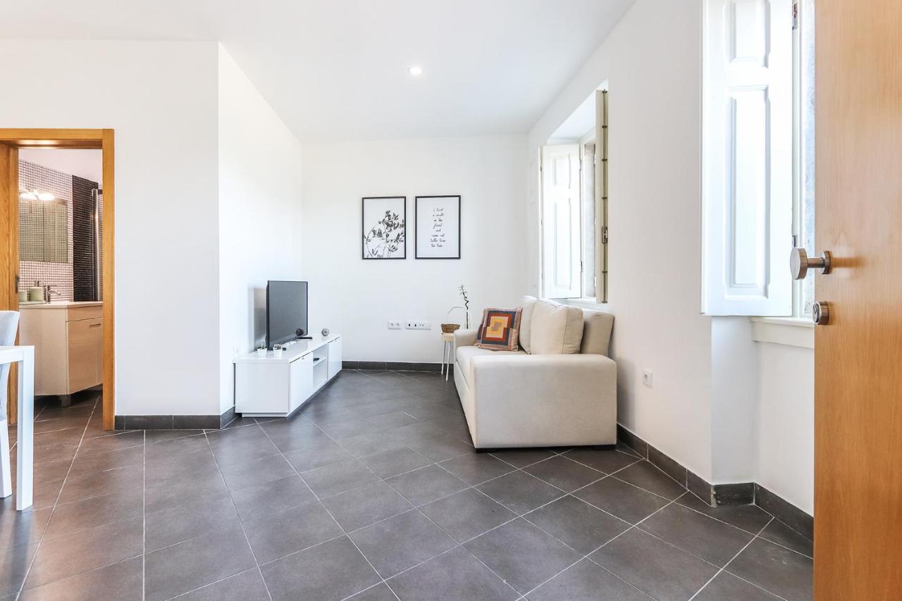 Vita Portucale ! Concept Apartment Campo Ourique Lisbon Exterior photo